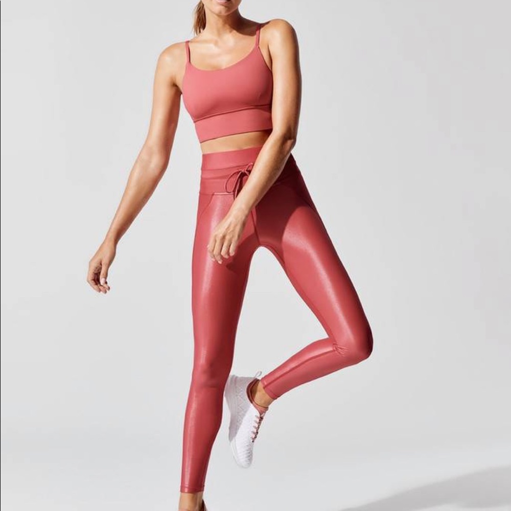 Carbon Cami Bra & Drawstring Paneled Legging